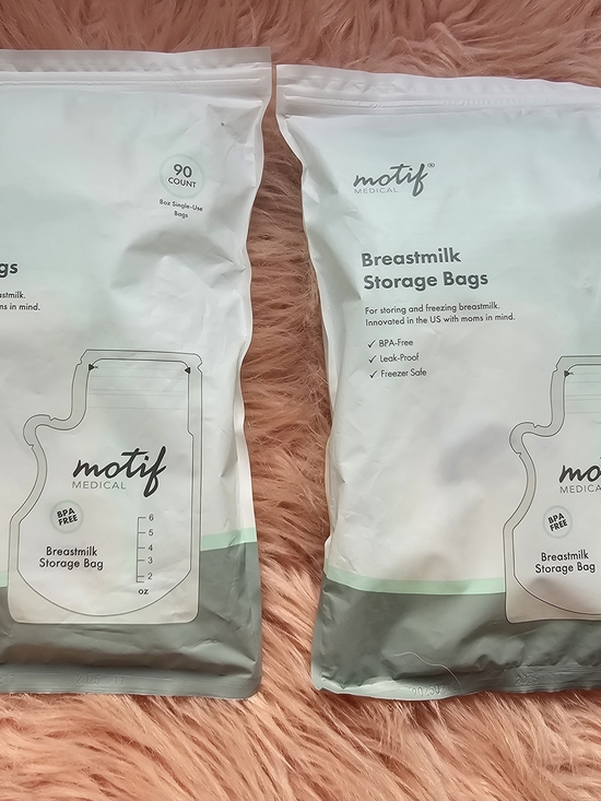 Motif Medical Other - Motif Medical Breastmilk Storage Bags - White & Mint (2 Pack)